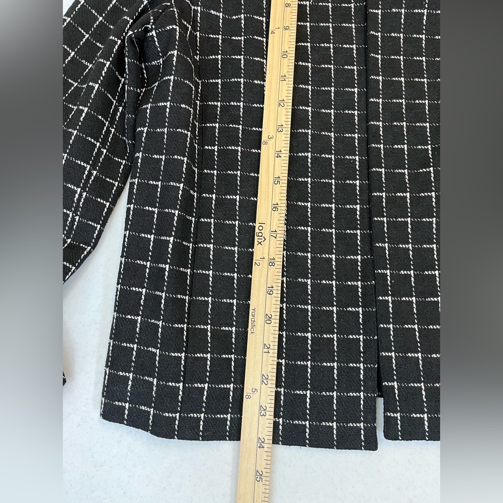 Ann May Vintage Woman’s 100% Woven Silk Jacket. Size 8 - Picture 8 of 14